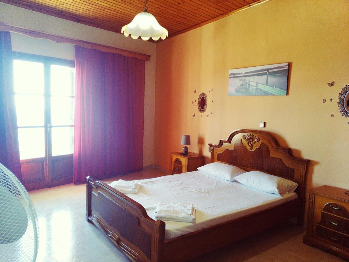Traditional Panoramic Sea View House Lákones Екстериор снимка