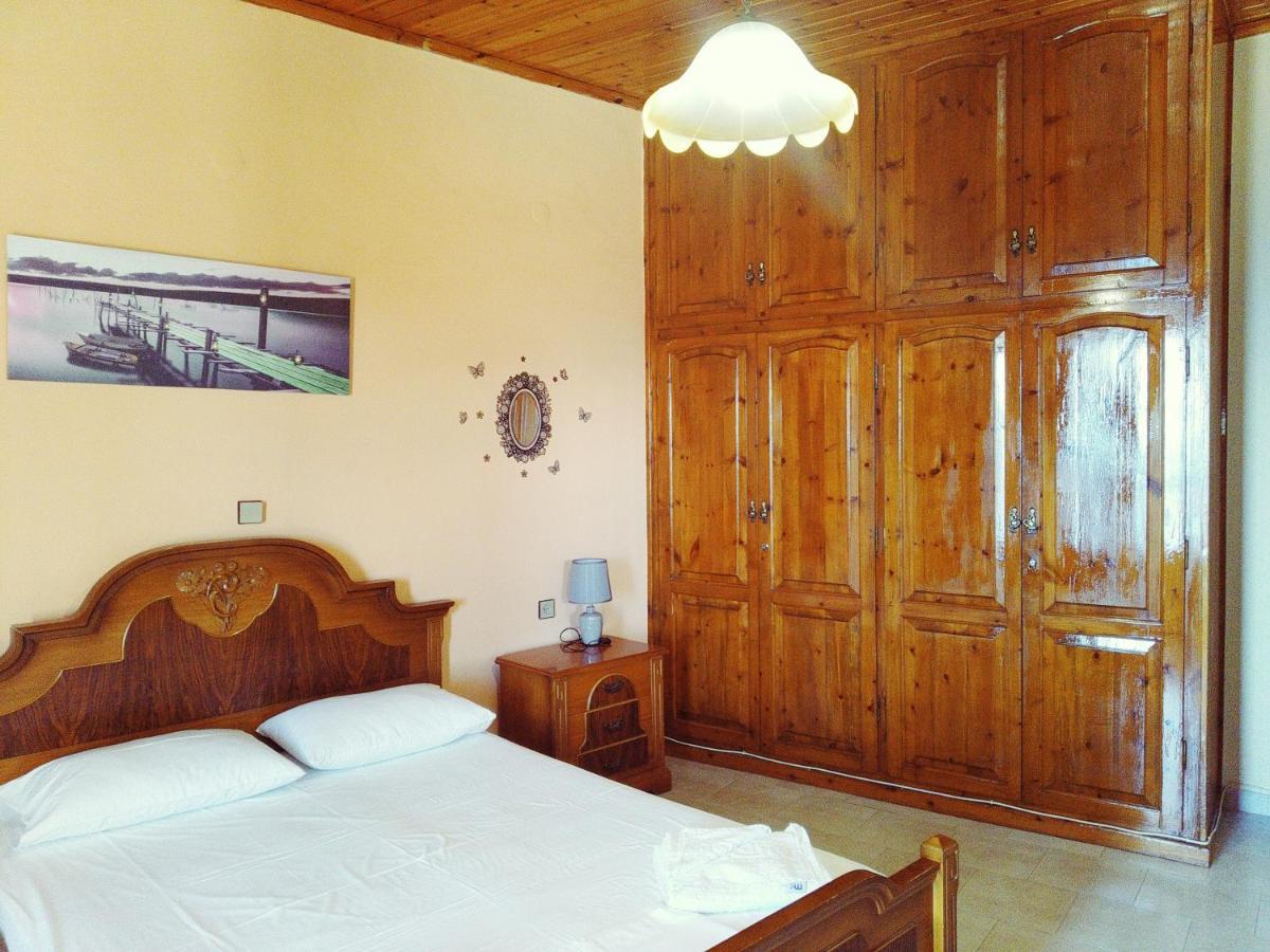 Traditional Panoramic Sea View House Lákones Екстериор снимка