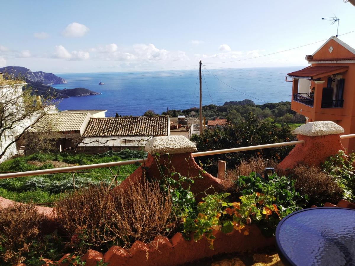 Traditional Panoramic Sea View House Lákones Екстериор снимка