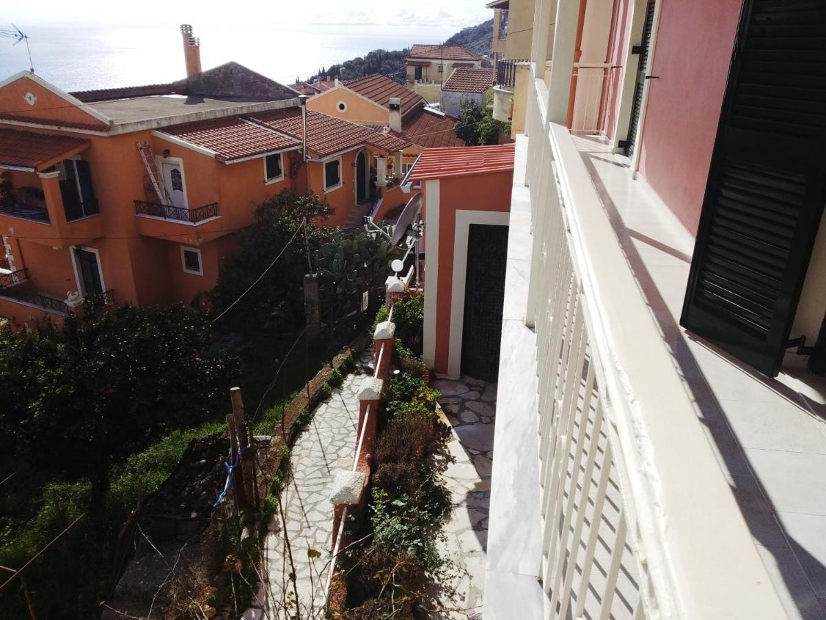 Traditional Panoramic Sea View House Lákones Екстериор снимка