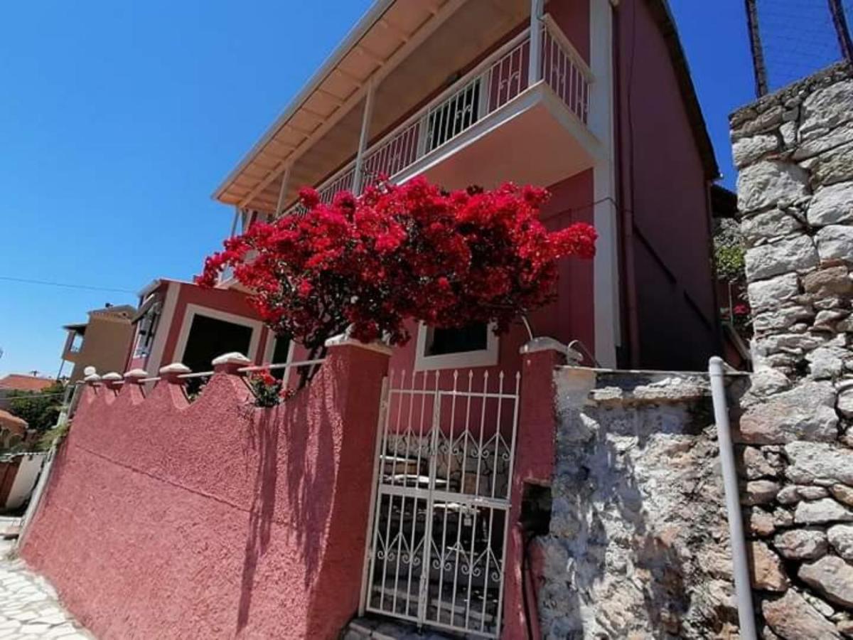 Traditional Panoramic Sea View House Lákones Екстериор снимка