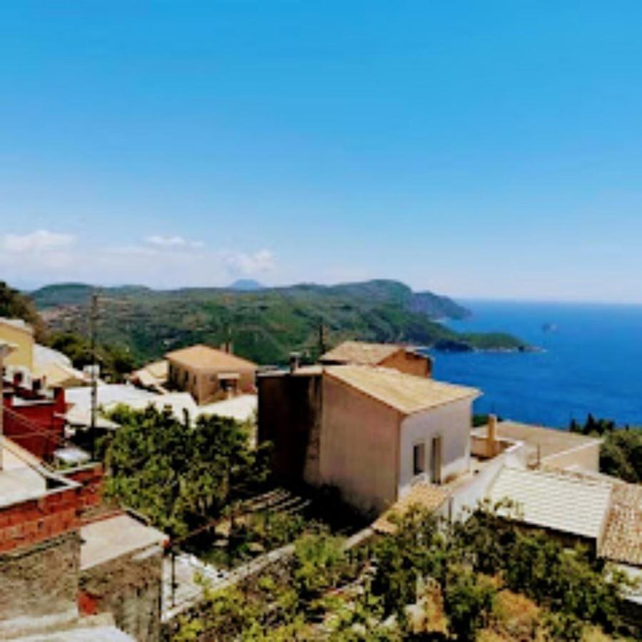 Traditional Panoramic Sea View House Lákones Екстериор снимка