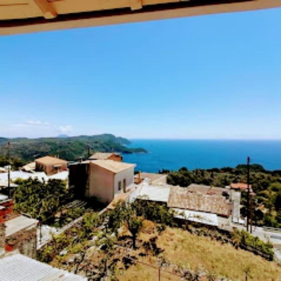 Traditional Panoramic Sea View House Lákones Екстериор снимка