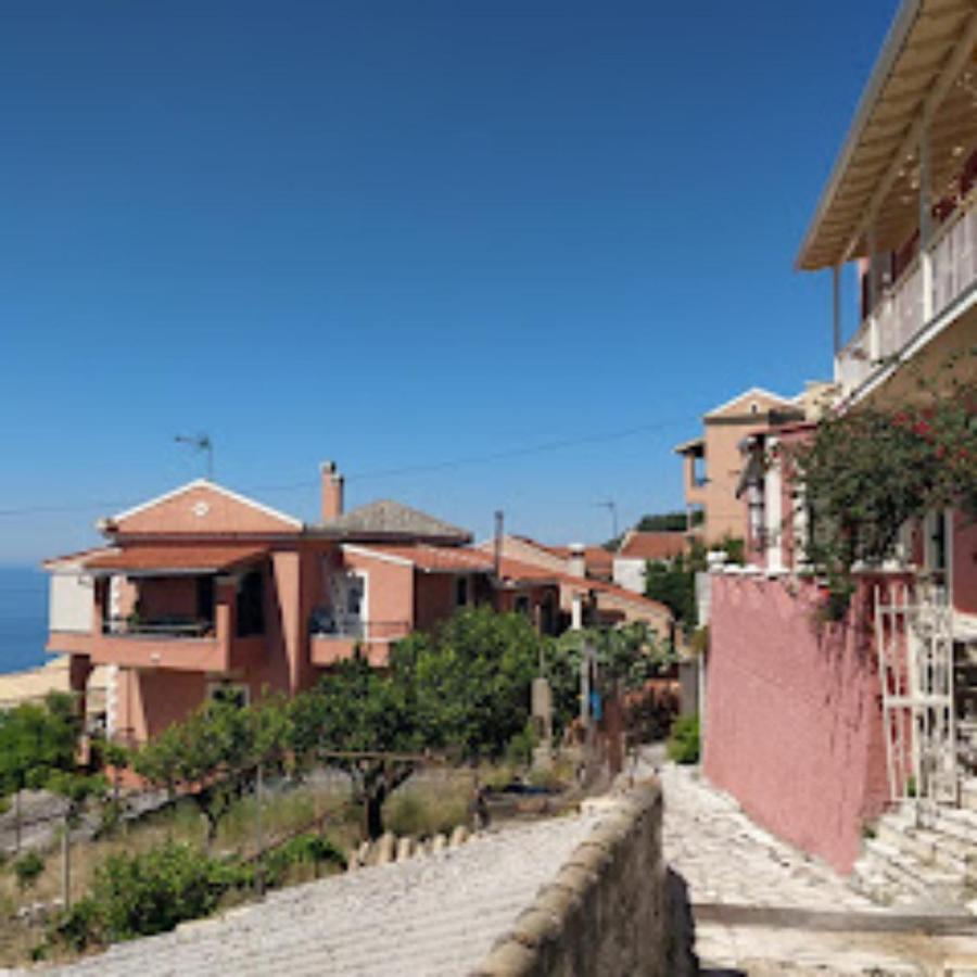 Traditional Panoramic Sea View House Lákones Екстериор снимка