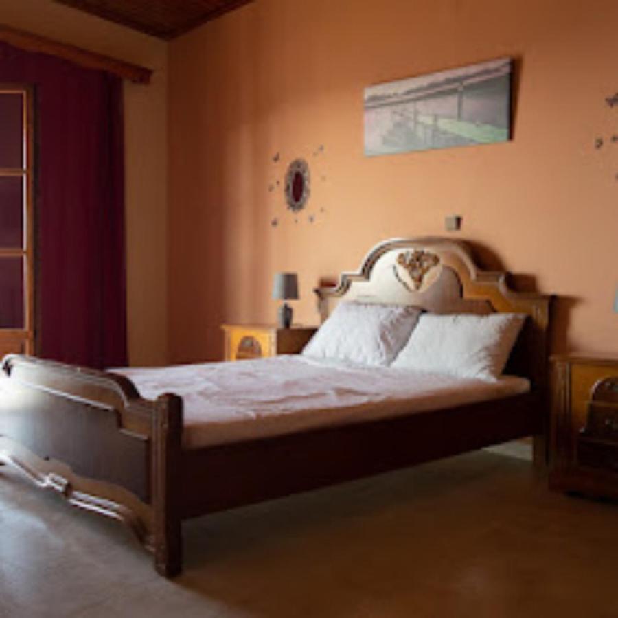 Traditional Panoramic Sea View House Lákones Екстериор снимка