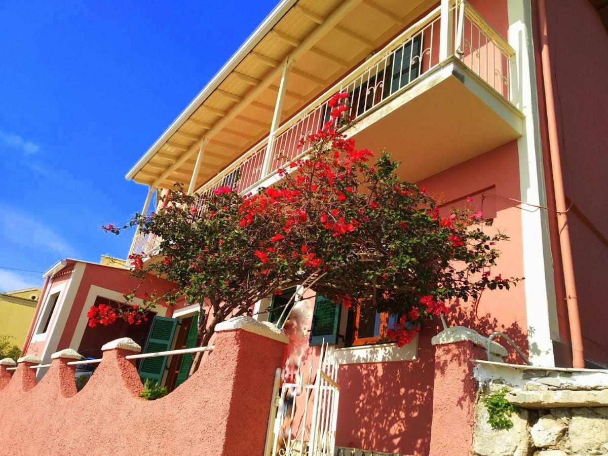 Traditional Panoramic Sea View House Lákones Екстериор снимка